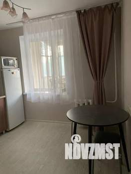 1-к квартира, посуточно, 40м2, 2/16 этаж