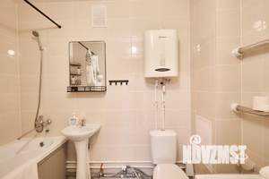 1-к квартира, посуточно, 42м2, 2/10 этаж