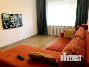 3-к квартира, посуточно, 62м2, 1/5 этаж