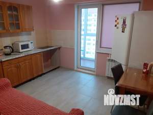 1-к квартира, посуточно, 40м2, 7/10 этаж