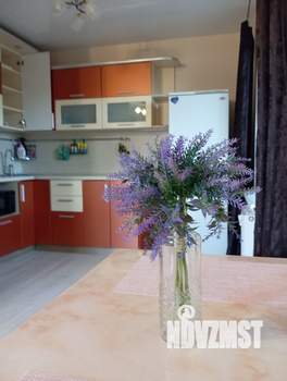 Студия квартира, посуточно, 51м2, 7/16 этаж