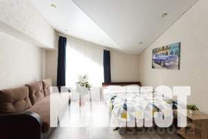 1-к квартира, посуточно, 42м2, 4/4 этаж