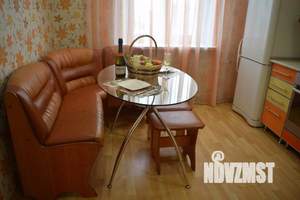 2-к квартира, посуточно, 58м2, 1/1 этаж