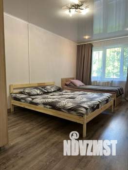 2-к квартира, посуточно, 45м2, 1/5 этаж