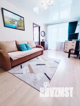 2-к квартира, посуточно, 45м2, 3/5 этаж