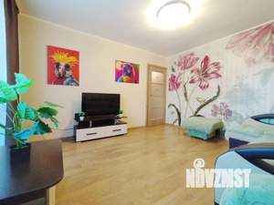 2-к квартира, посуточно, 50м2, 1/1 этаж