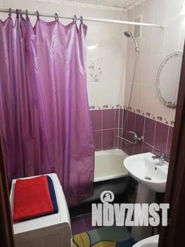 1-к квартира, посуточно, 32м2, 4/5 этаж