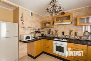1-к квартира, посуточно, 61м2, 2/5 этаж