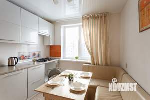 2-к квартира, посуточно, 53м2, 1/1 этаж