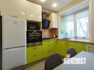 2-к квартира, посуточно, 50м2, 1/1 этаж