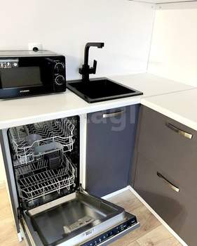 1-к квартира, на длительный срок, 42м2, 4/4 этаж