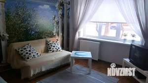 Студия квартира, посуточно, 32м2, 1/5 этаж