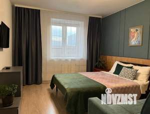 1-к квартира, посуточно, 42м2, 3/8 этаж