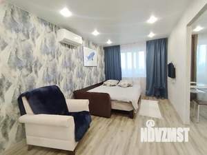 1-к квартира, посуточно, 35м2, 1/1 этаж