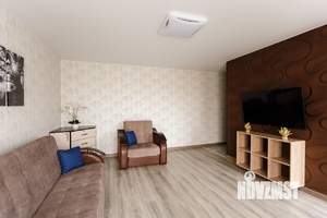2-к квартира, посуточно, 45м2, 1/1 этаж