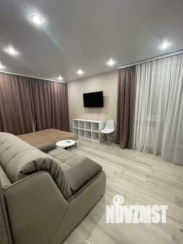 1-к квартира, посуточно, 40м2, 7/9 этаж