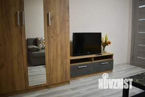 1-к квартира, посуточно, 40м2, 8/10 этаж