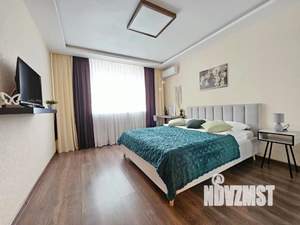 2-к квартира, посуточно, 64м2, 1/1 этаж