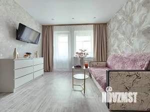 1-к квартира, посуточно, 37м2, 1/1 этаж