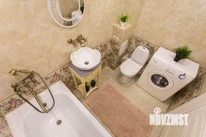 1-к квартира, посуточно, 42м2, 4/4 этаж