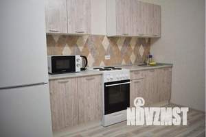 1-к квартира, посуточно, 40м2, 8/10 этаж