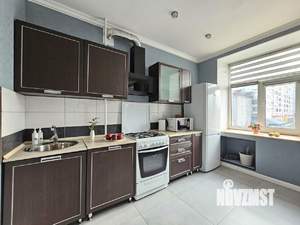 Студия квартира, посуточно, 57м2, 3/5 этаж