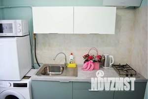 2-к квартира, посуточно, 40м2, 2/5 этаж