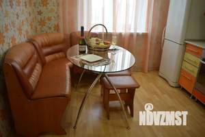 2-к квартира, посуточно, 50м2, 10/10 этаж