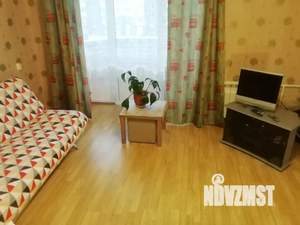 1-к квартира, посуточно, 37м2, 4/7 этаж