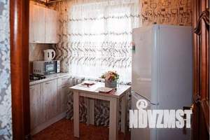 1-к квартира, посуточно, 37м2, 2/5 этаж