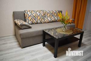 1-к квартира, посуточно, 40м2, 8/10 этаж