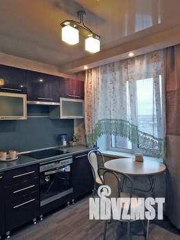 1-к квартира, посуточно, 37м2, 15/16 этаж