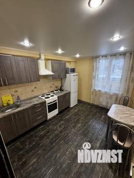 1-к квартира, посуточно, 40м2, 2/14 этаж