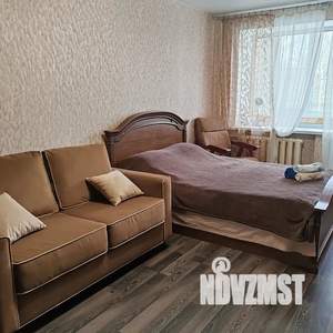 1-к квартира, посуточно, 32м2, 2/9 этаж