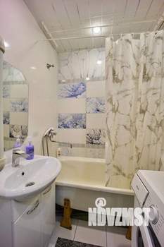 1-к квартира, посуточно, 40м2, 4/9 этаж