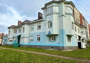 3-к квартира, на длительный срок, 210м2, 1/3 этаж