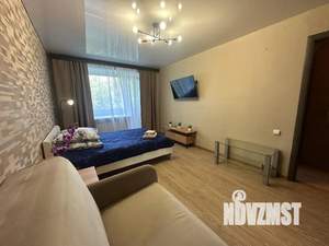 1-к квартира, посуточно, 35м2, 3/5 этаж