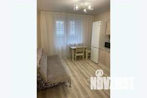 1-к квартира, посуточно, 40м2, 8/10 этаж