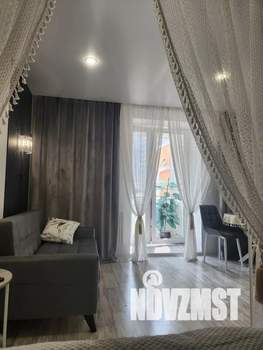 Студия квартира, посуточно, 28м2, 1/14 этаж