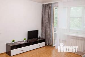 2-к квартира, посуточно, 50м2, 1/1 этаж