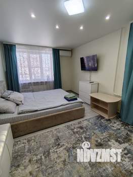 1-к квартира, посуточно, 32м2, 1/9 этаж
