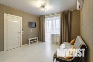 1-к квартира, посуточно, 38м2, 7/9 этаж