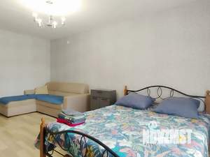 1-к квартира, посуточно, 40м2, 7/9 этаж