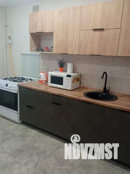 1-к квартира, посуточно, 43м2, 2/8 этаж