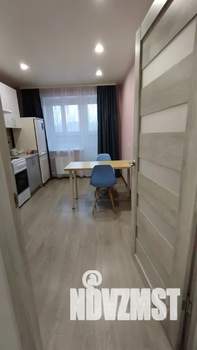 1-к квартира, посуточно, 42м2, 3/8 этаж