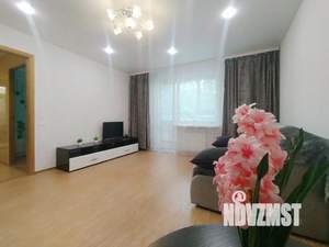 2-к квартира, посуточно, 50м2, 1/1 этаж