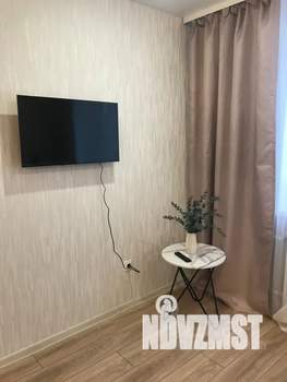 1-к квартира, посуточно, 42м2, 2/14 этаж