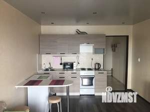 Студия квартира, посуточно, 30м2, 8/10 этаж