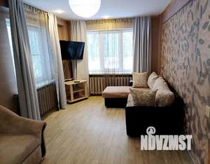 2-к квартира, посуточно, 49м2, 1/5 этаж