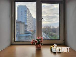 Студия квартира, посуточно, 57м2, 3/5 этаж